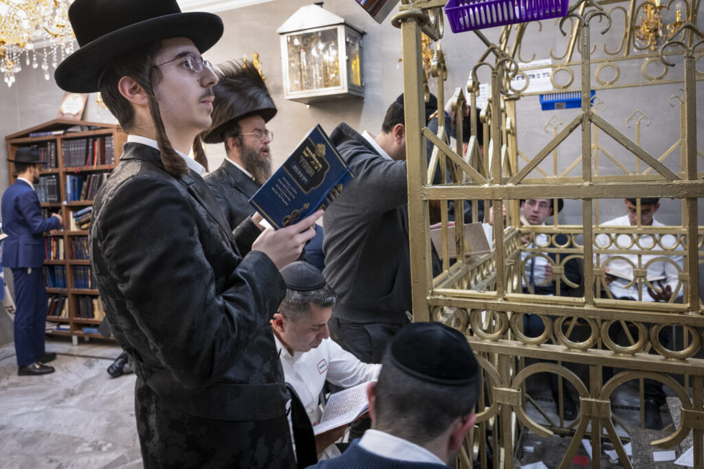 Hasidic Jews in Lezajsk