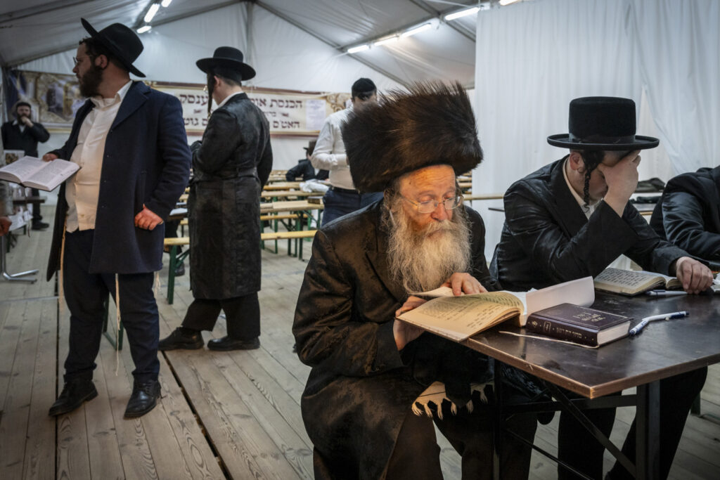 Hasidic Jews in Lezajsk