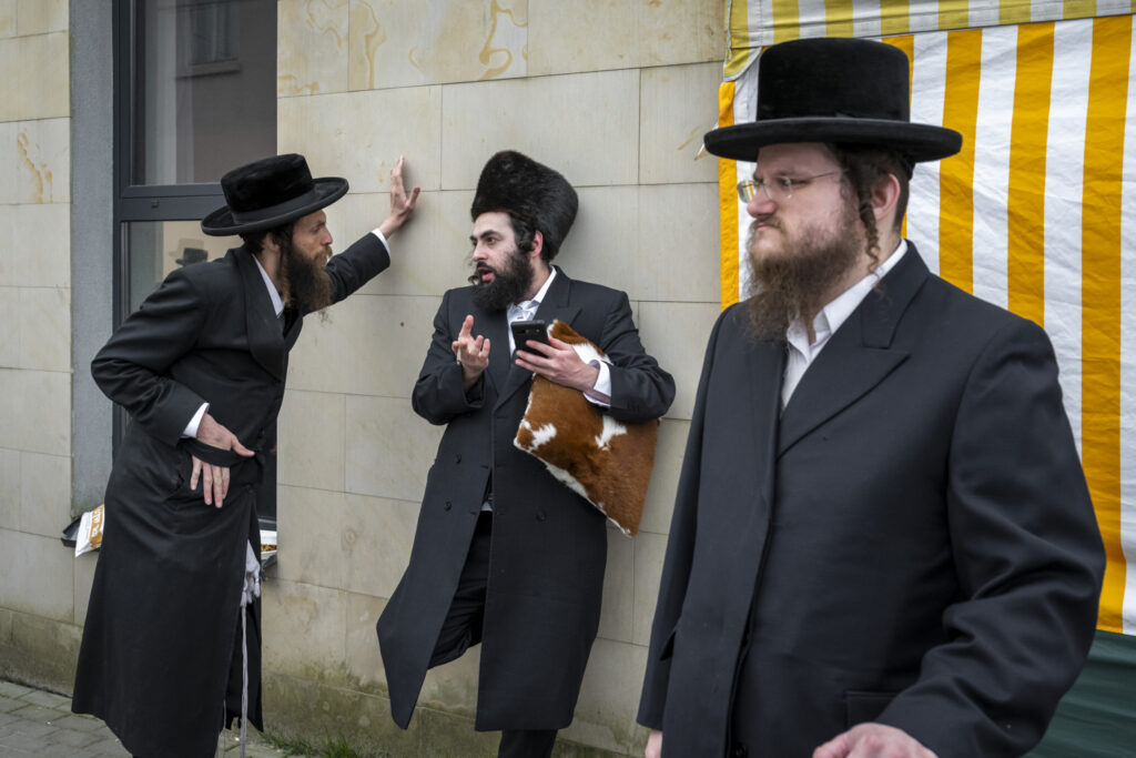 Hasidic Jews in Lezajsk