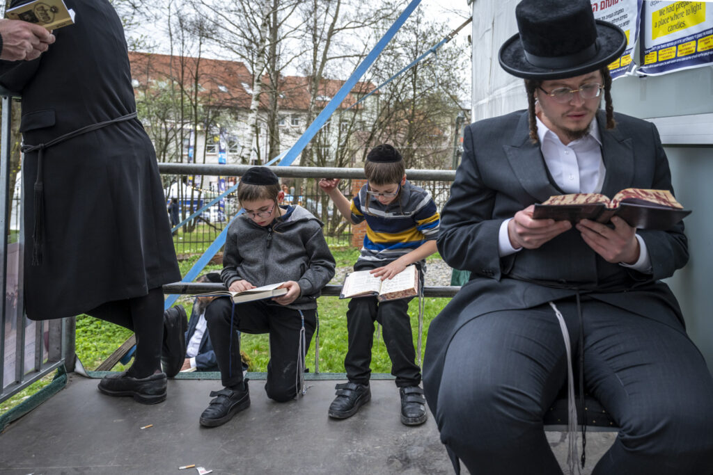 Hasidic Jews in Lezajsk